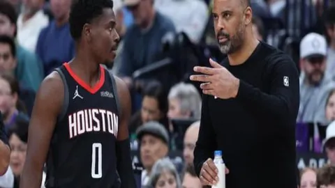 特雷·杨单赛季助攻创纪录，有望续写历史新高篇章